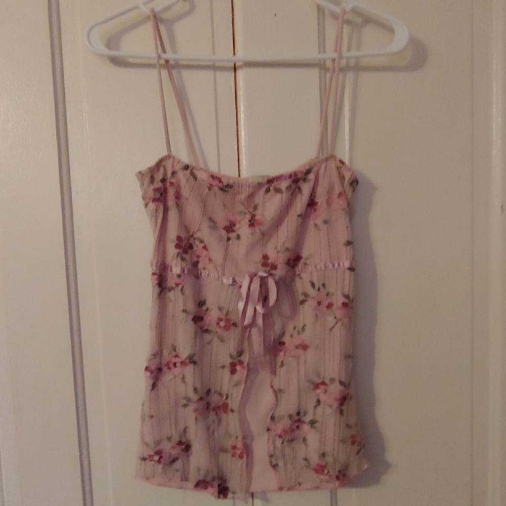 Pink flower tank